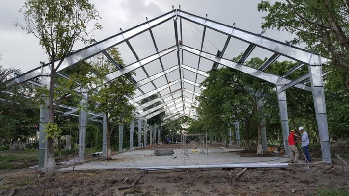 ung dung nha thep tien che trong nong nghiep 711x400 - Ứng Dụng Của Nh&agrave; Th&eacute;p Tiền Chế&nbsp;Trong X&acirc;y Dựng