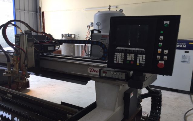 May cat Thep CNC 637x400 - C&Ocirc;NG TY CỔ PHẦN SHC &Aacute; CH&Acirc;U - HỒ SƠ NĂNG LỰC