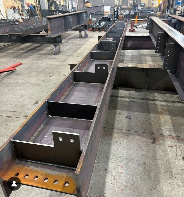 854279a26bdb0f1abc42a52a43aeb34d - 15+ Mẫu Nh&agrave; Khung Th&eacute;p D&acirc;n Dụng Đẹp: Xu Hướng Kiến Tr&uacute;c Hiện Đại 2026